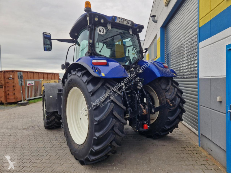 Lantbrukstraktor New Holland  T 7.225...
