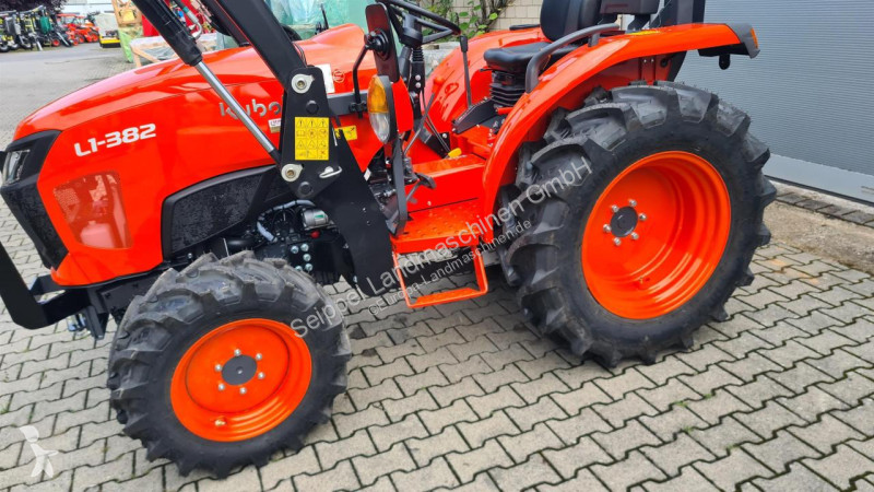 Kubota  L1-382 DW EC Quicke C13S tractor