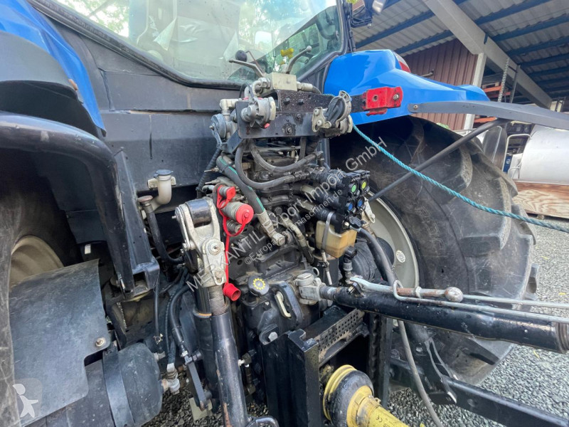 Landbrugstraktor New Holland  T 6020