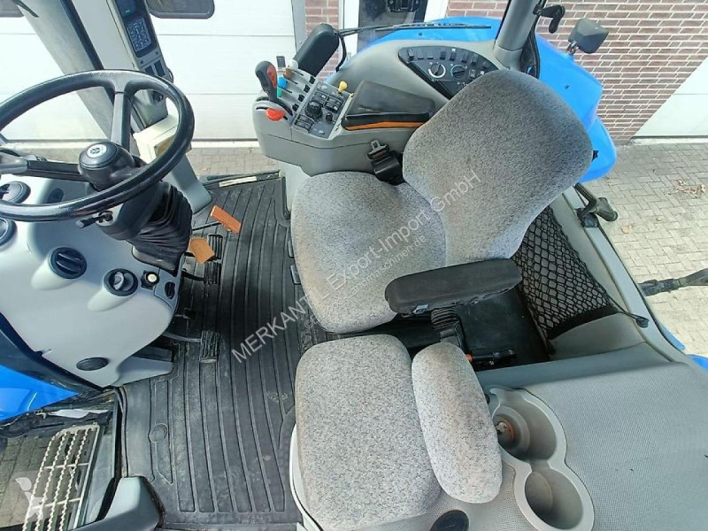 Landbrugstraktor New Holland  T8050 Supersteer...