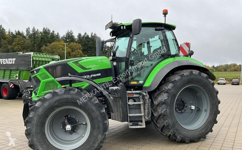 Lantbrukstraktor Deutz-Fahr AGROTRON  | RTK