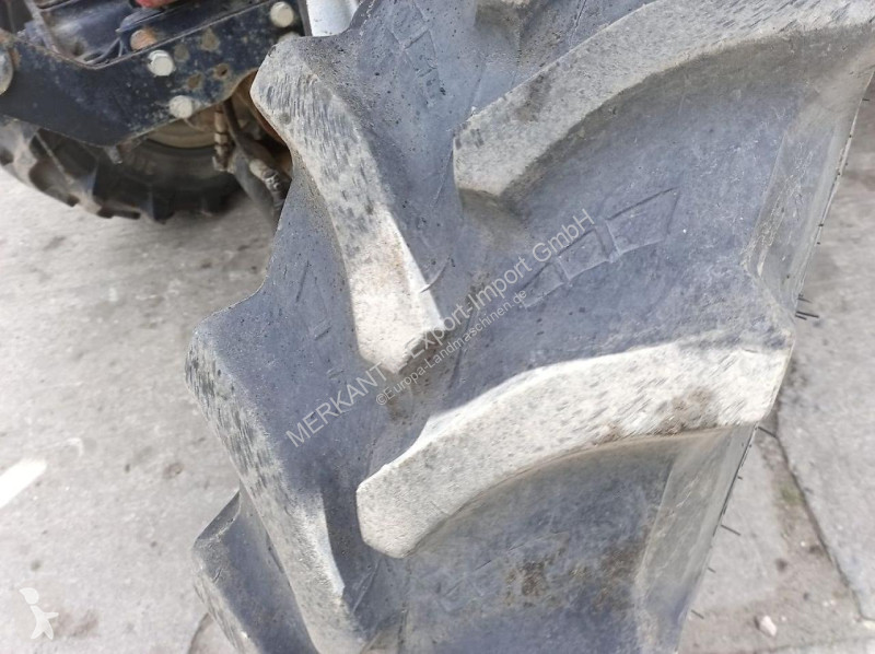 Lantbrukstraktor Belarus  MTS 820