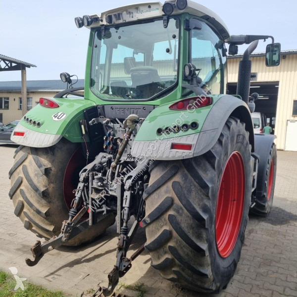 Lantbrukstraktor Fendt  724 Profi Plus