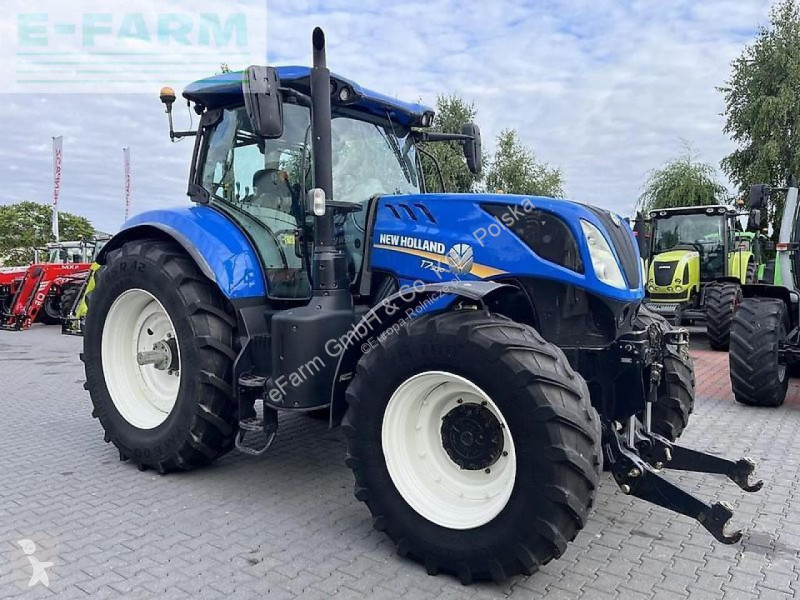 Traktor New Holland  t7.230 power command