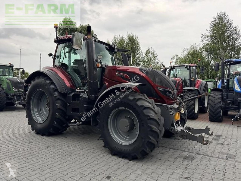Valtra  t234 versu smarttouch tractor