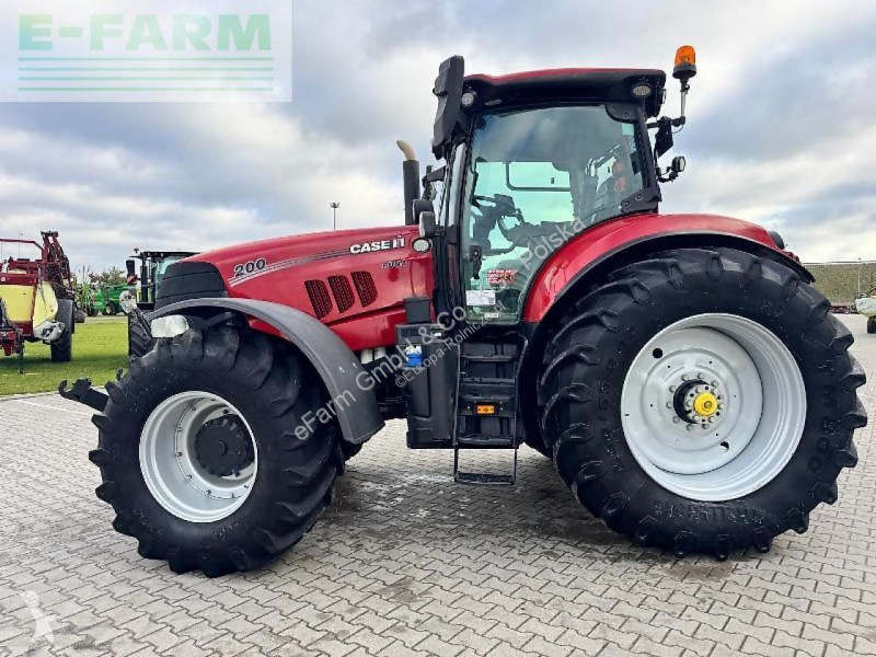Case  puma 200 tractor