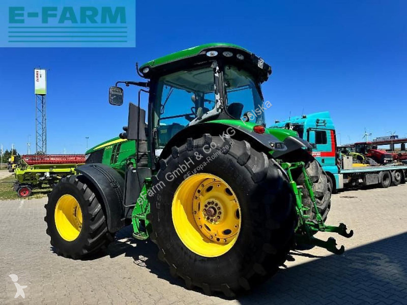 Traktor John Deere  7215