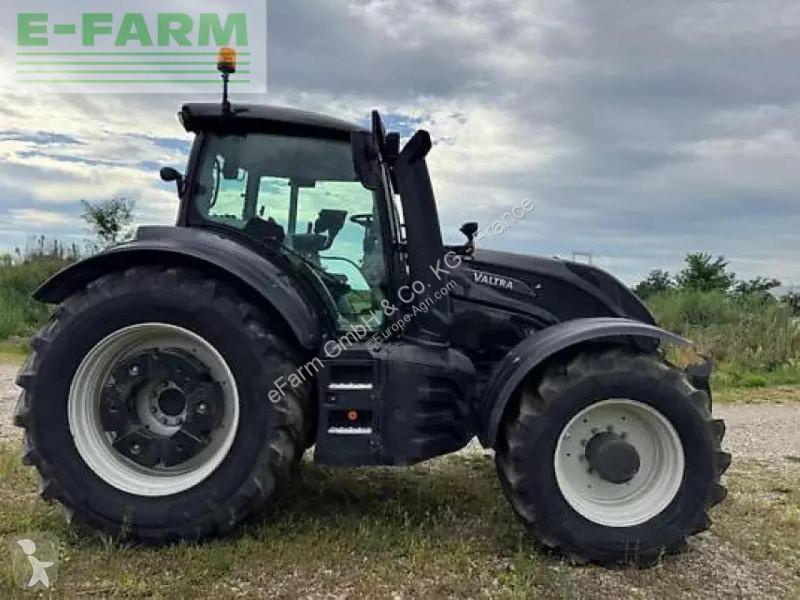 Landbrugstraktor Valtra  t254v