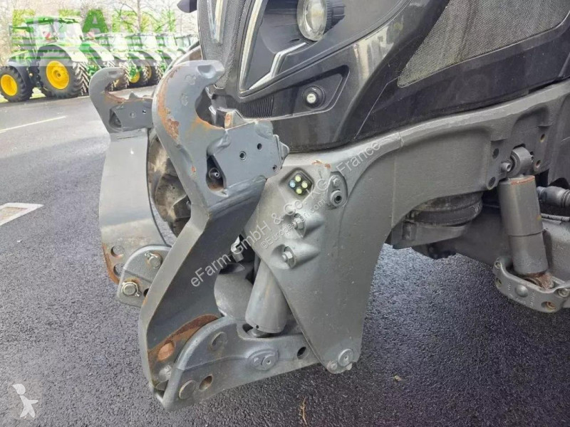Landbrugstraktor Valtra  t214 active