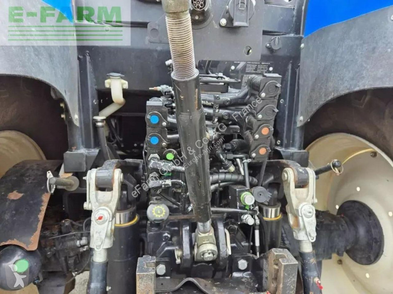 Landbrugstraktor New Holland  t.6 155 dc