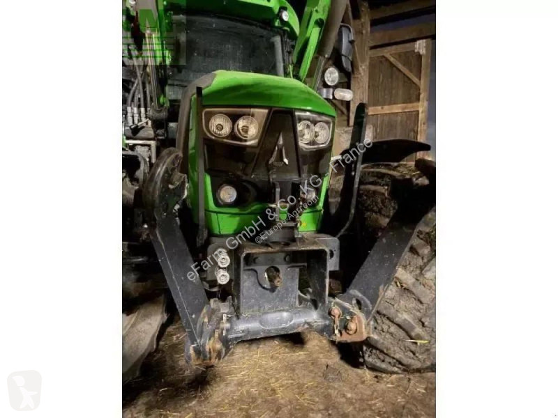 Lantbrukstraktor Deutz-Fahr
