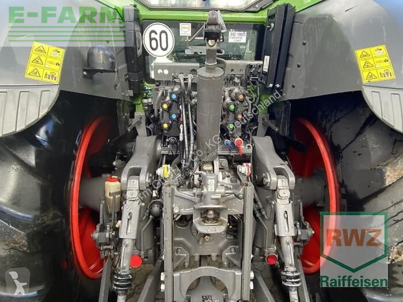 Landbrugstraktor Fendt  828 vario s4