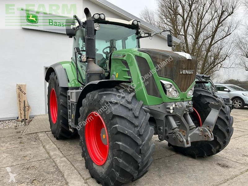 Landbrugstraktor Fendt  824 vario profi plus...