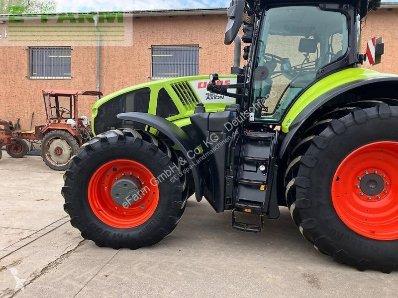 Lantbrukstraktor Claas  axion 920 cmatic - s10 rtk