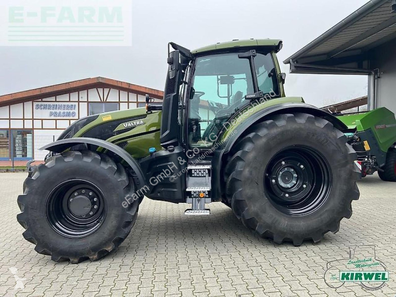 Landbrugstraktor Valtra  t 215 direct