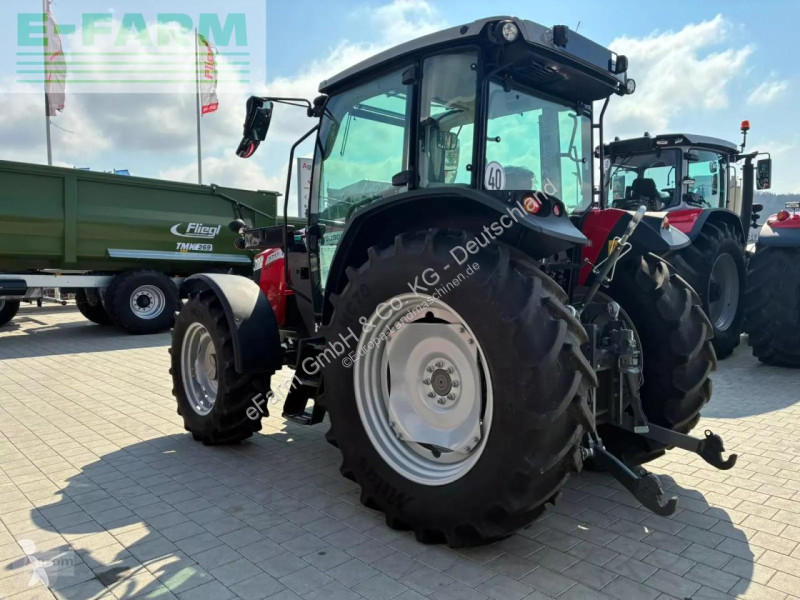 Landbrugstraktor Massey Ferguson  5711 m