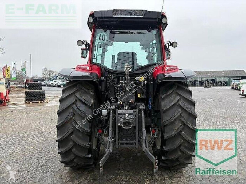 Landbrugstraktor Valtra  a105