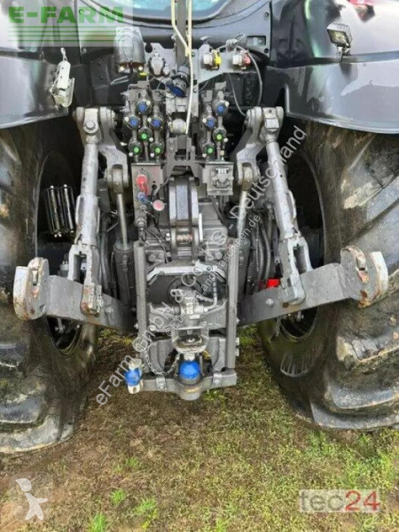 Landbrugstraktor Valtra  q305