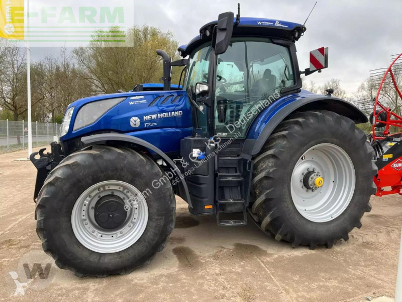 Landbrugstraktor New Holland  t 7.270 ac