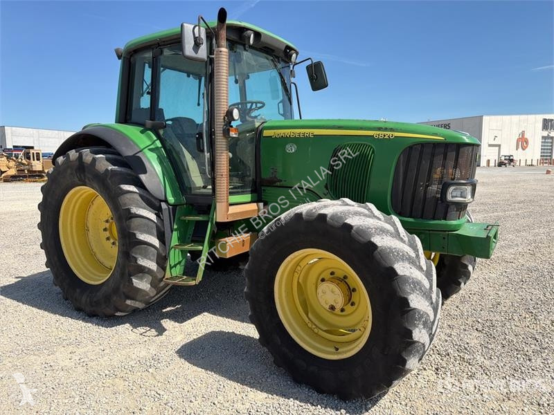 Tractor John Deere 6820
