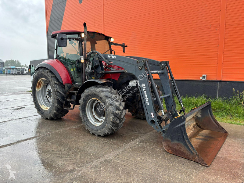 Lantbrukstraktor  Farmall 105U FRONT BUCKET