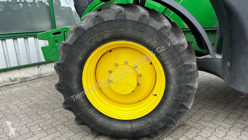 Lantbrukstraktor John Deere 619