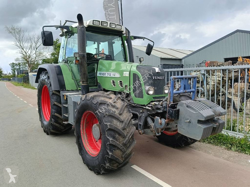 Lantbrukstraktor Fendt 712 Vario TMS fronthef...