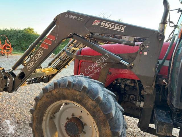 Massey Ferguson 6255 tractor