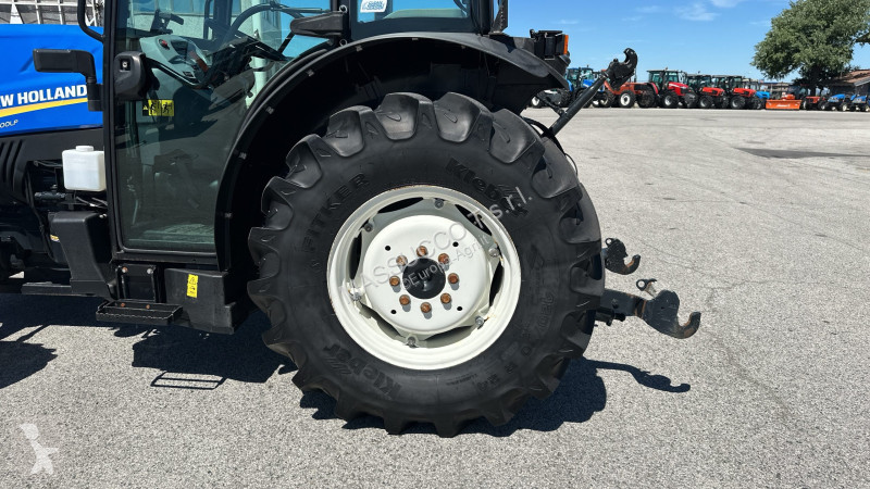 Lantbrukstraktor New Holland T4.100LP 4X4