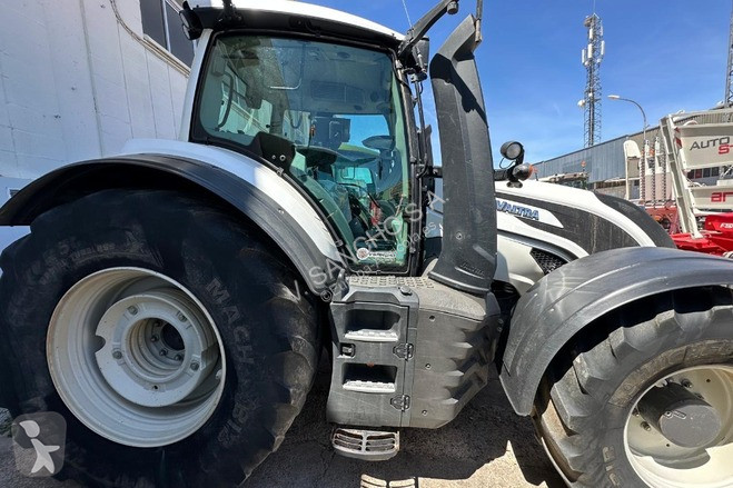 Landbrugstraktor Valtra T 254 VERSU