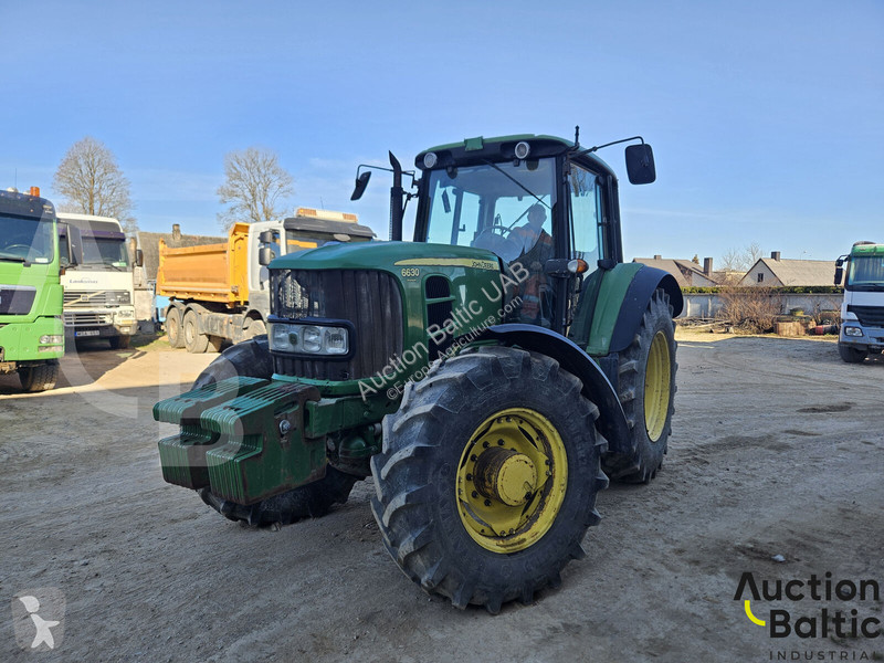 Lantbrukstraktor John Deere 6630 Premium