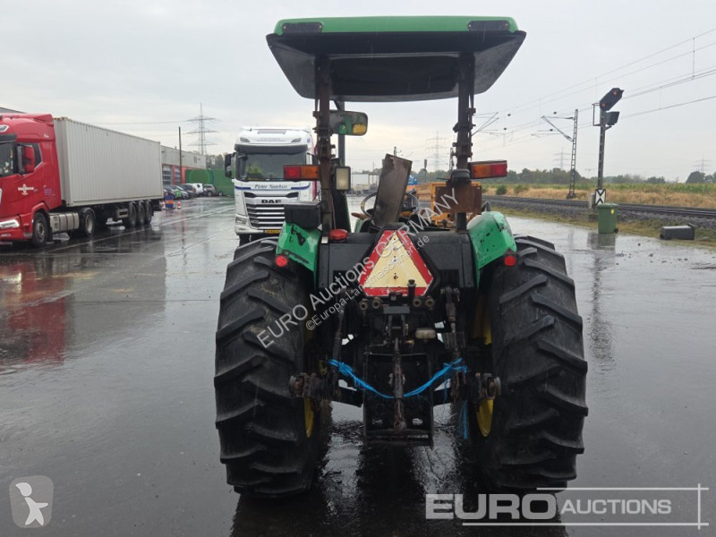 Сільськогосподарський трактор John Deere 5400