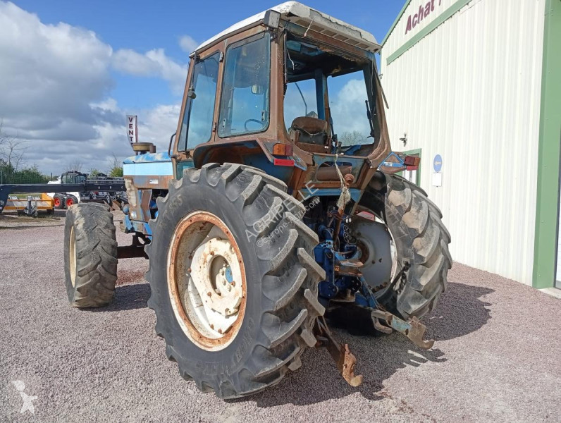 Lantbrukstraktor Ford  7910