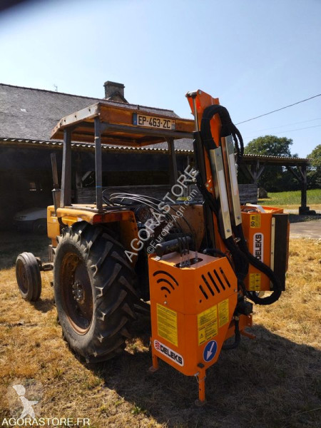 Lantbrukstraktor Renault R7431