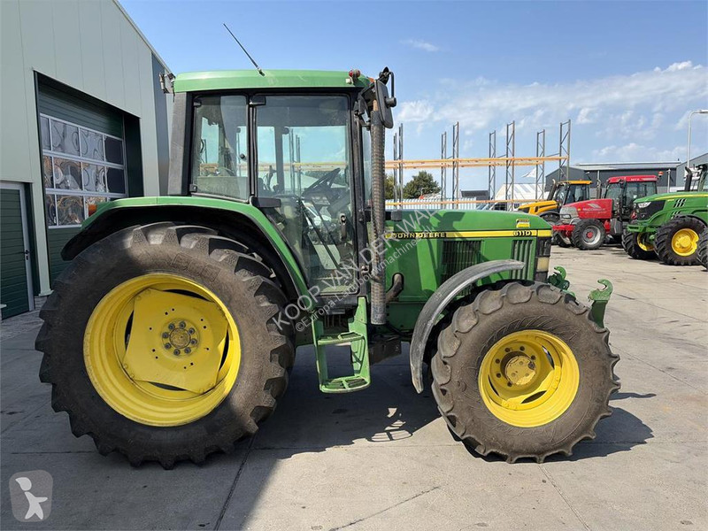 Lantbrukstraktor John Deere 6110 PQ