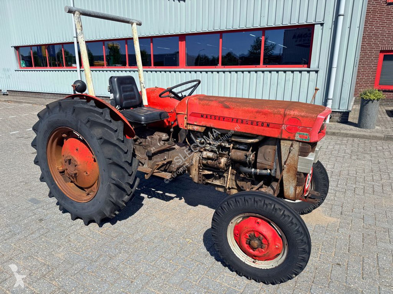 Landbrugstraktor Massey Ferguson 130 Tractor