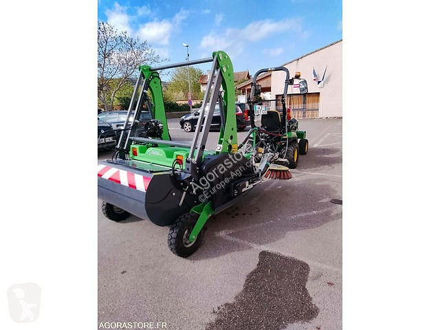 Tractor