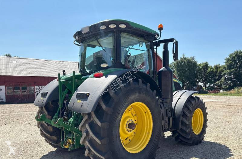 Lantbrukstraktor John Deere 7270R