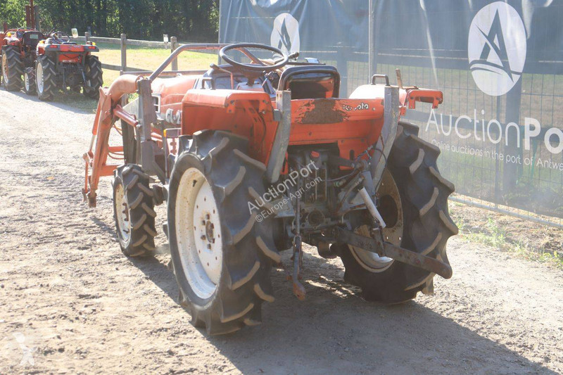 جرار زراعي Kubota GL-23
