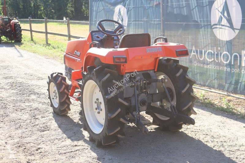 Tractor Kubota X-20