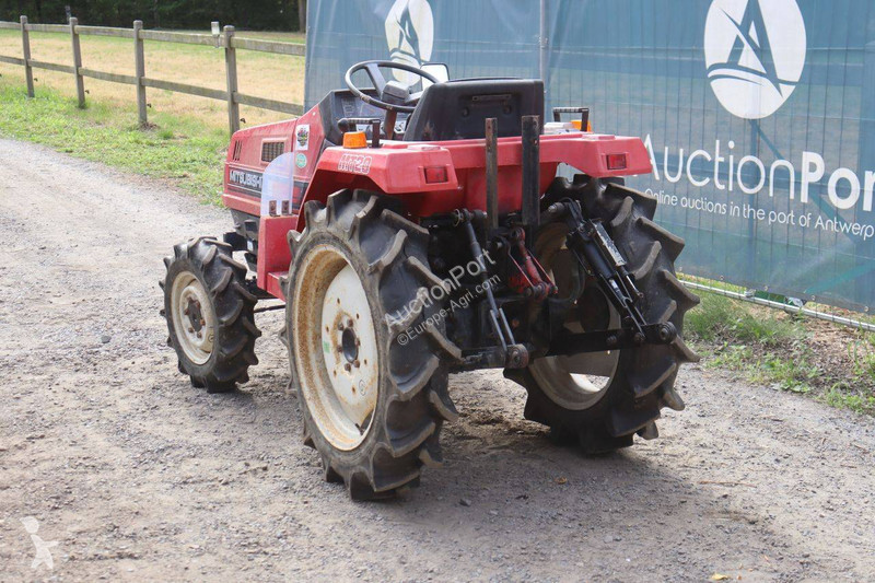Tractor Mitsubishi MT20
