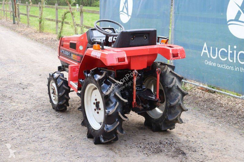 Tractor Mitsubishi MT15D
