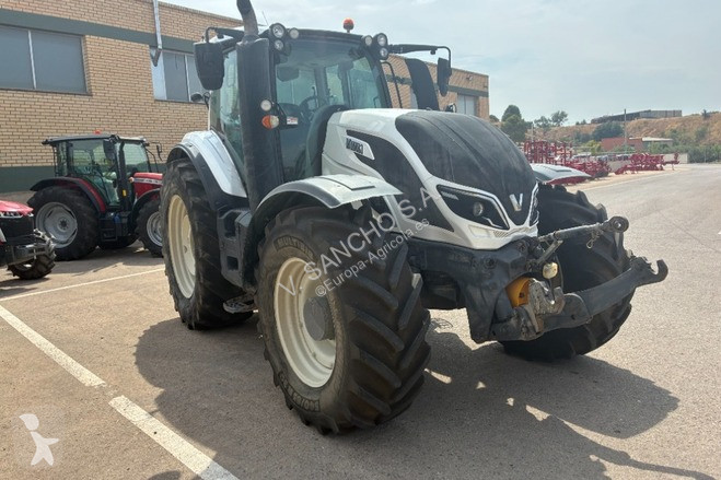 Tractor Valtra T 194 VERSU