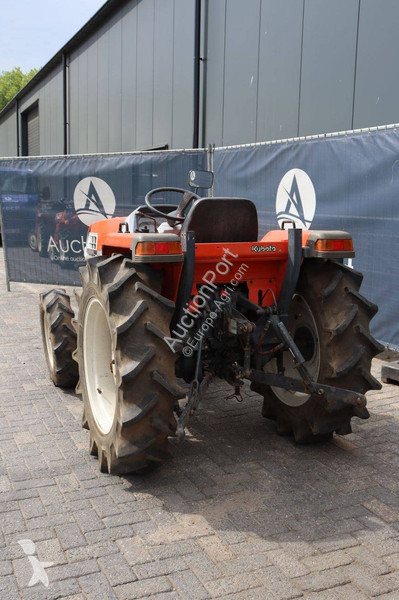 Tractor Kubota GL-27