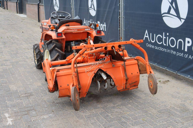 Tractor Kubota Bulltra B1-15