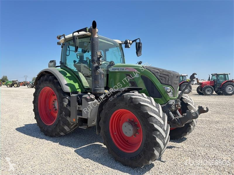 Сільськогосподарський трактор Fendt 718 Vario...