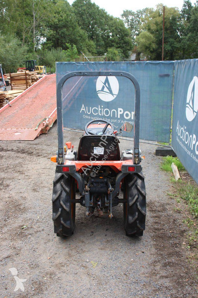 Сільськогосподарський трактор Kubota...