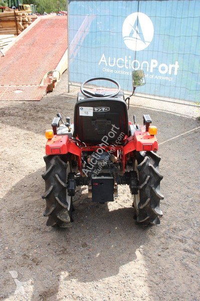 Сільськогосподарський трактор Yanmar Ke-2D