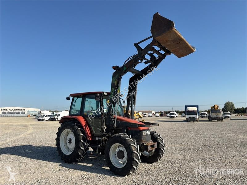 Tractor New Holland L75 4WD Tractor