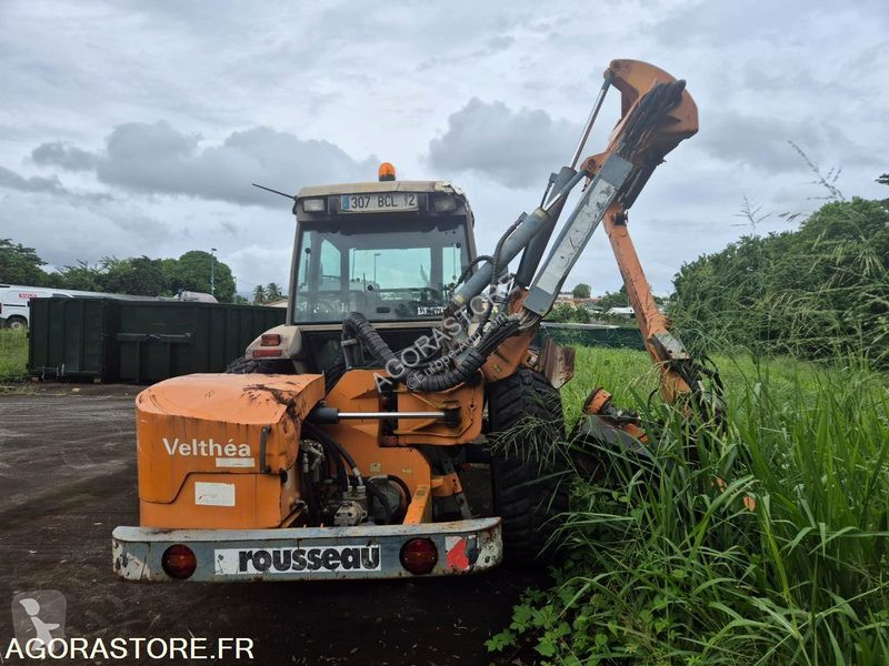 Tractor Renault Epareuse